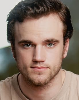 Liam Head